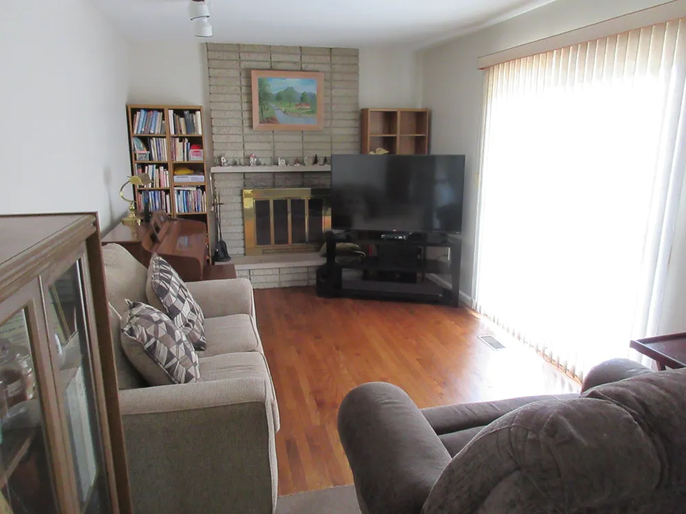 175 Clinton River Drive Mt Clemens City, MI 48043