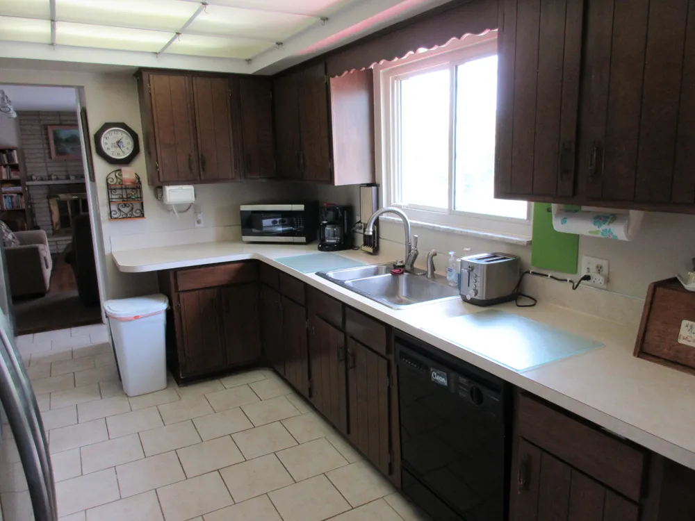 175 Clinton River Drive Mt Clemens City, MI 48043