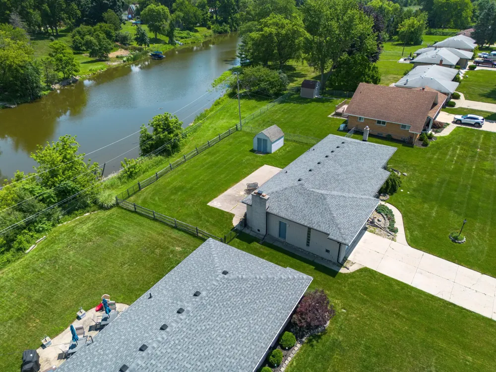 175 Clinton River Drive Mt Clemens City, MI 48043
