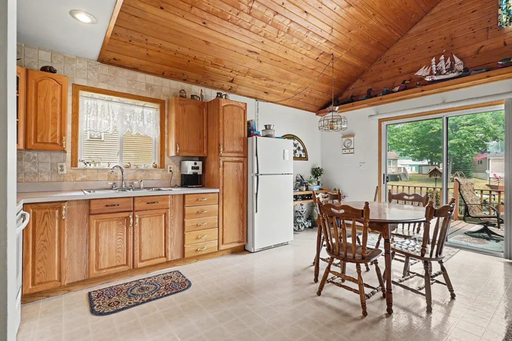 11815 Shore Drive Garfield Township, MI 48632