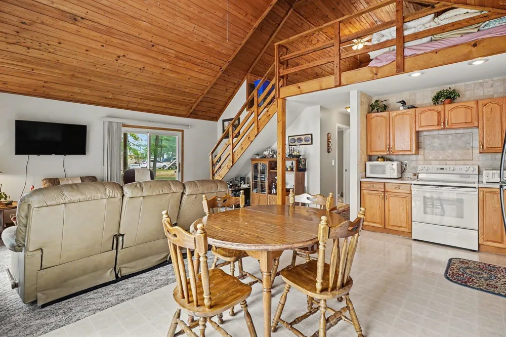 11815 Shore Drive Garfield Township, MI 48632
