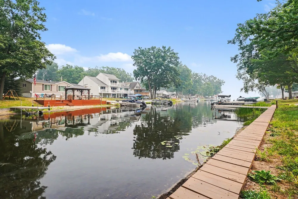 11815 Shore Drive Garfield Township, MI 48632