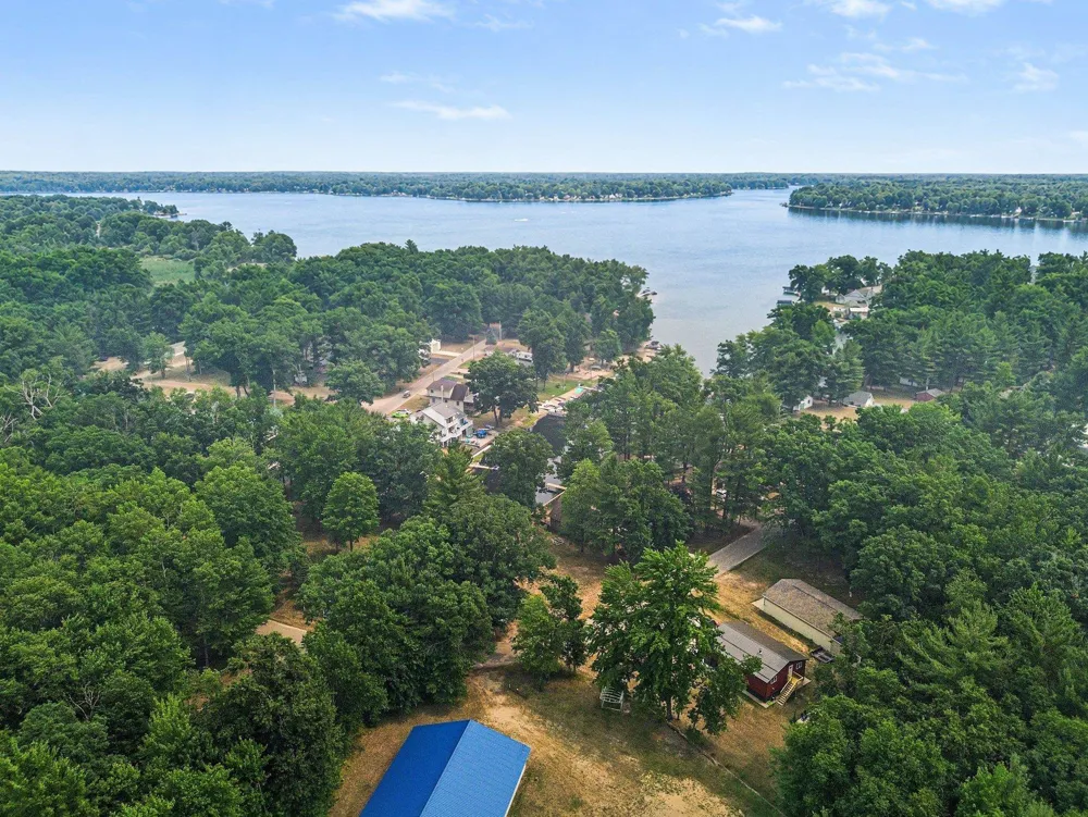 11815 Shore Drive Garfield Township, MI 48632
