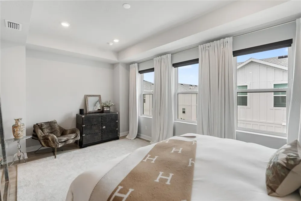 2501 BOONE COURT Sarasota, FL 34237