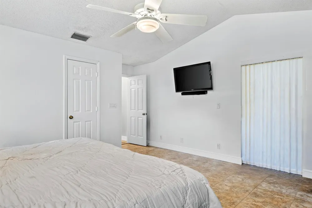 12020 NW 2nd Drive Coral Springs, FL 33071