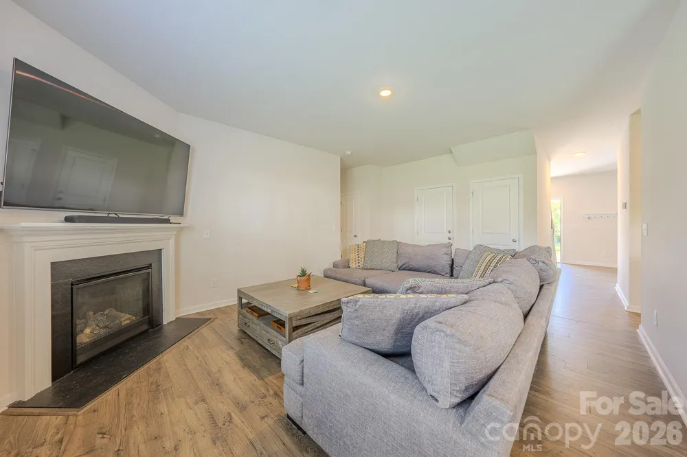 355 Tavernier Lane Candler, NC 28715