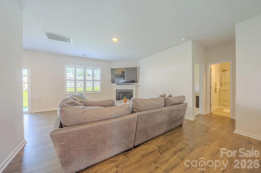 355 Tavernier Lane Candler, NC 28715