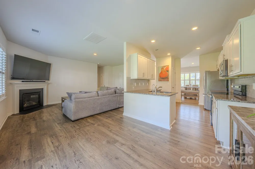 355 Tavernier Lane Candler, NC 28715