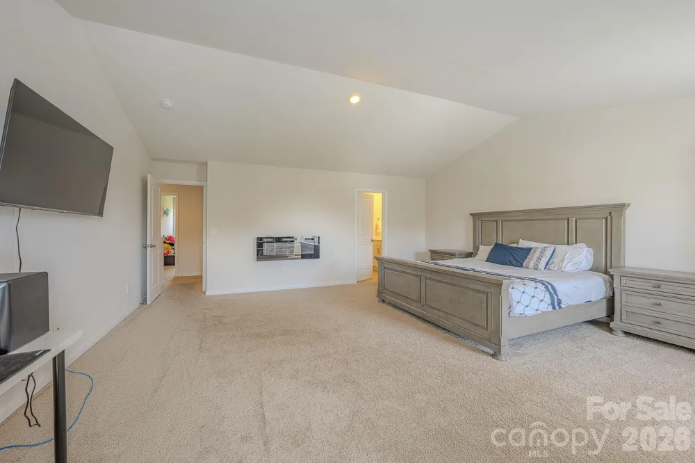 355 Tavernier Lane Candler, NC 28715