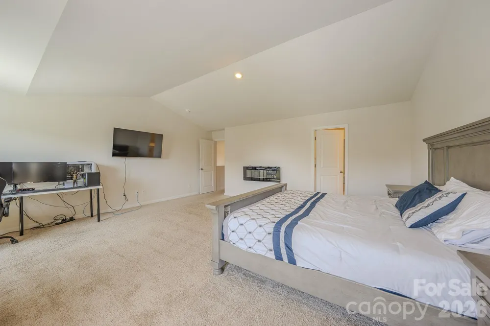 355 Tavernier Lane Candler, NC 28715