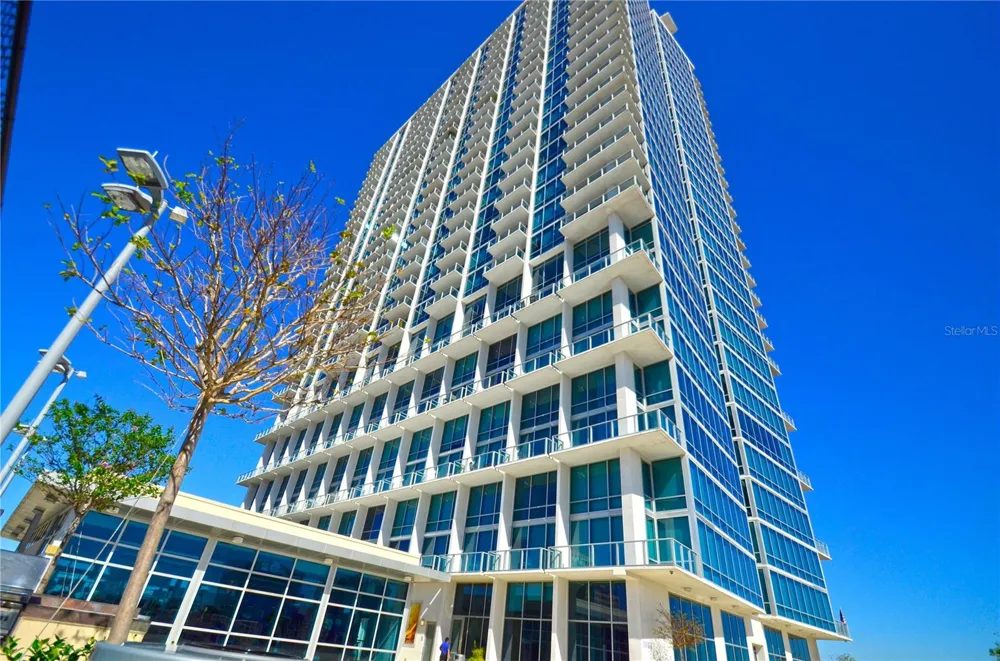 150 E ROBINSON STREET #1415 Orlando, FL 32801