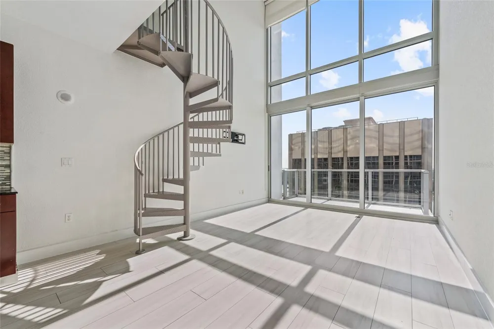 150 E ROBINSON STREET #1415 Orlando, FL 32801