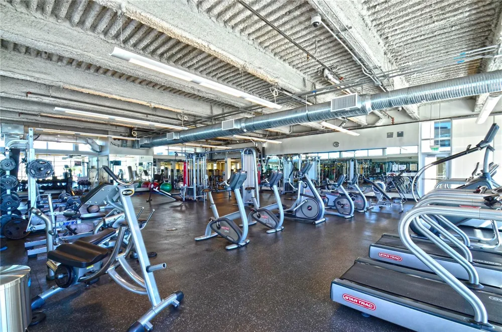 150 E ROBINSON STREET #1415 Orlando, FL 32801