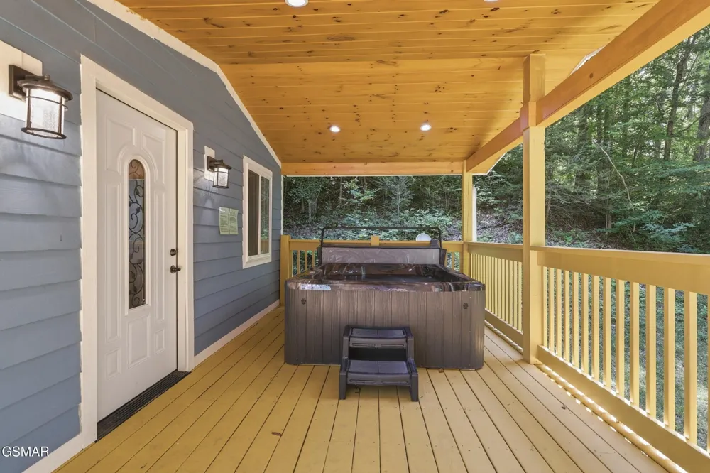 760 Boone Acres Lane Pigeon Forge, TN 37863
