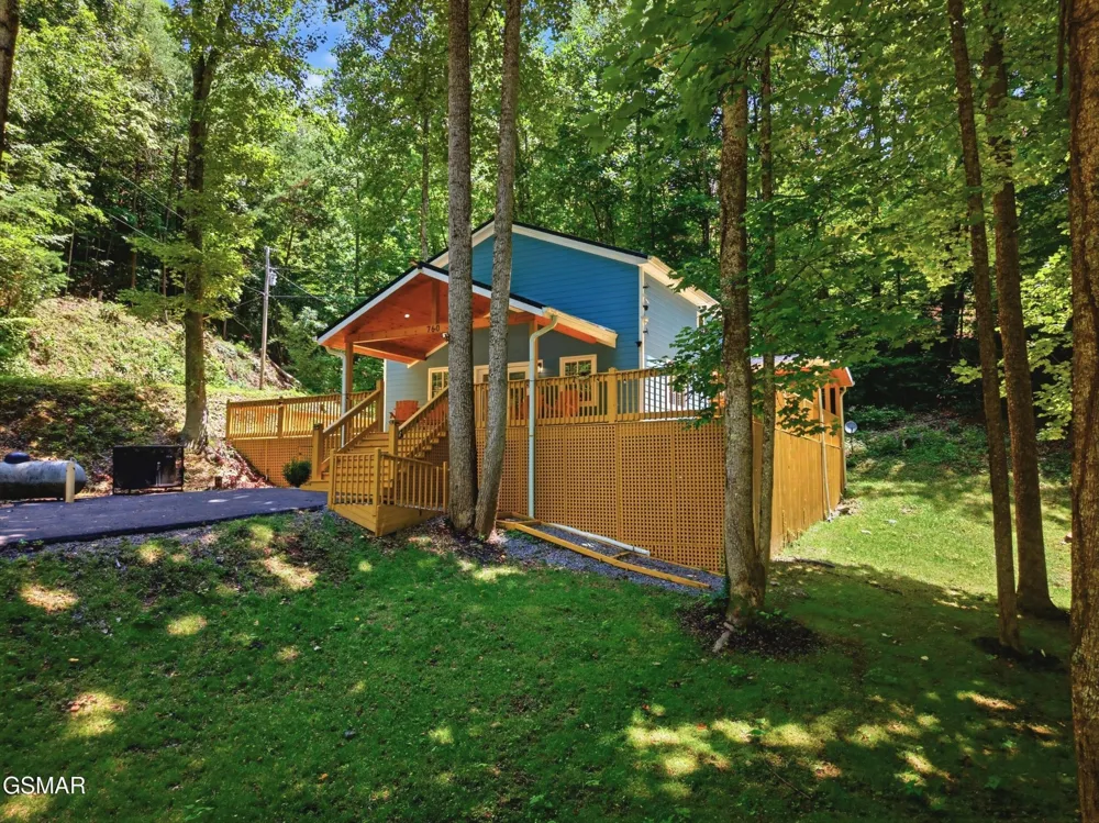 760 Boone Acres Lane Pigeon Forge, TN 37863