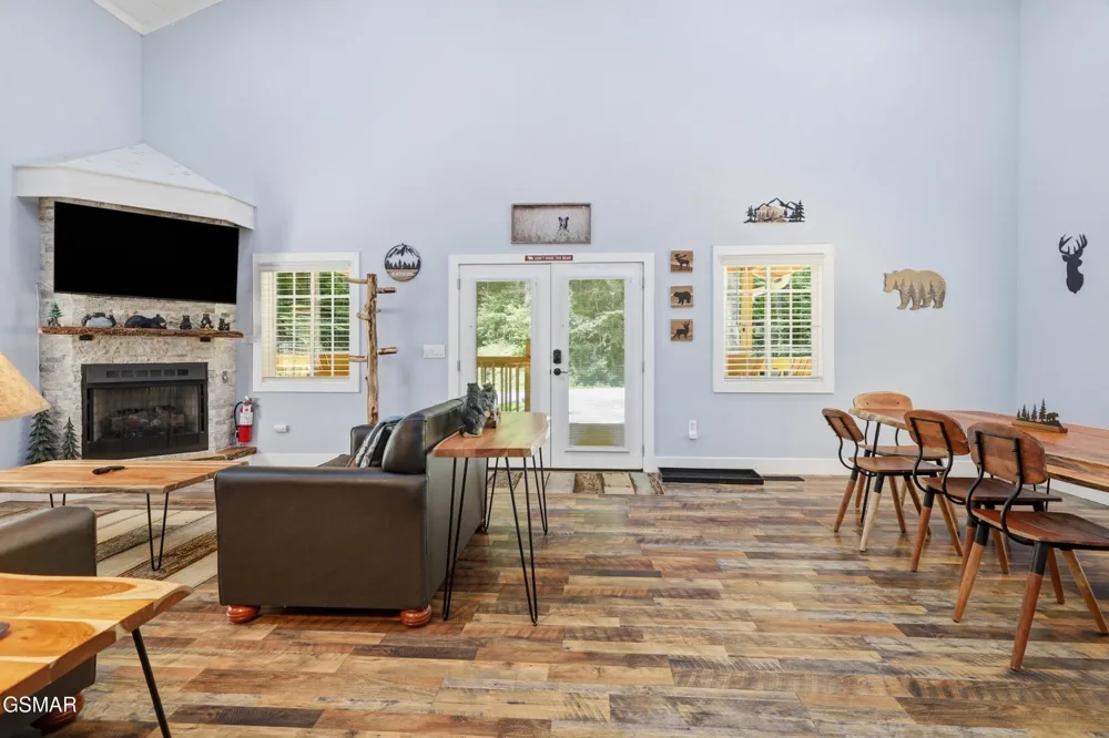 760 Boone Acres Lane Pigeon Forge, TN 37863