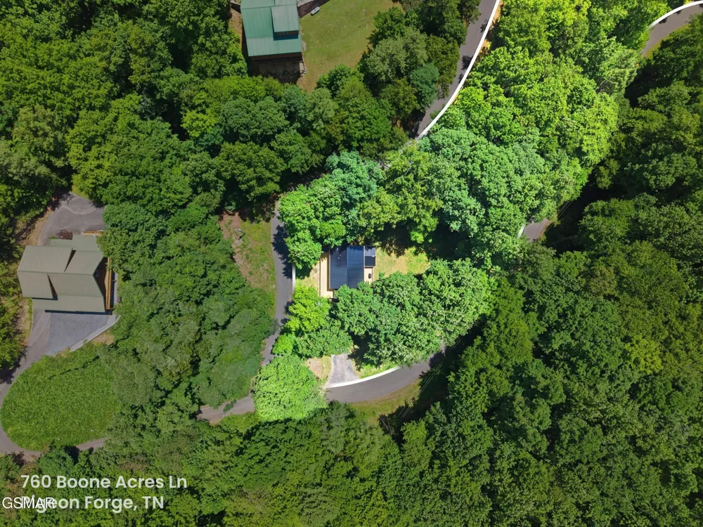 760 Boone Acres Lane Pigeon Forge, TN 37863