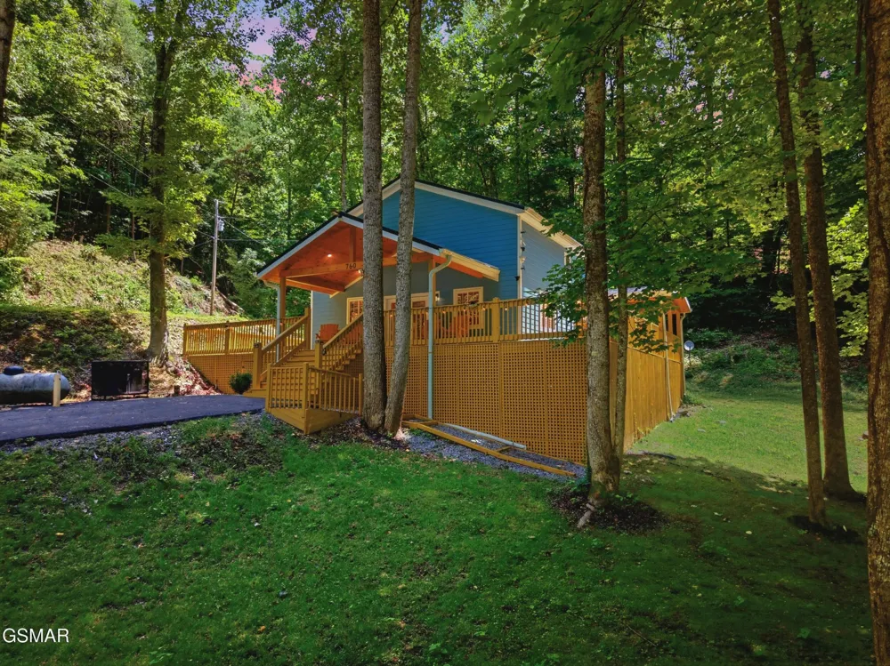 760 Boone Acres Lane Pigeon Forge, TN 37863