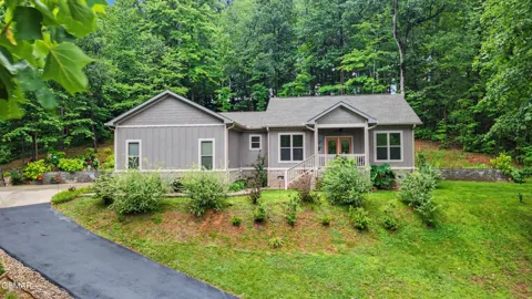 1016 Country Mountain Road
