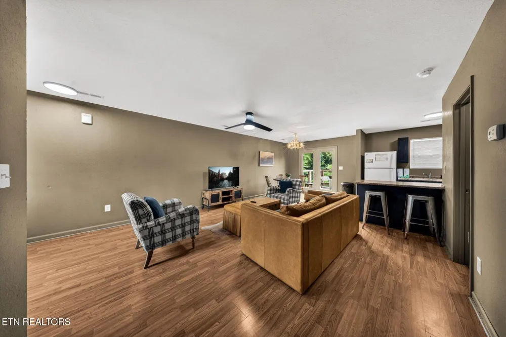 1432 William Holt Blvd Sevierville, TN 37862