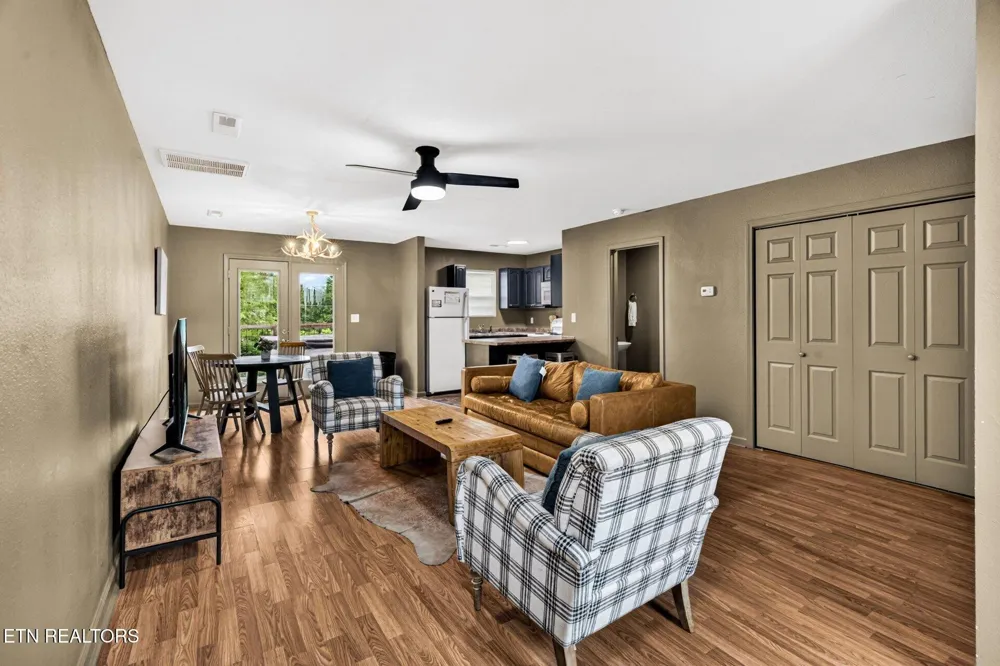 1432 William Holt Blvd Sevierville, TN 37862