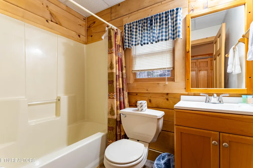 653 Eagles Boulevard Way Pigeon Forge, TN 37863