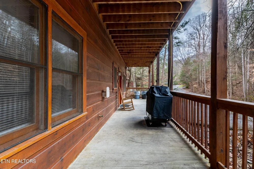 653 Eagles Boulevard Way Pigeon Forge, TN 37863