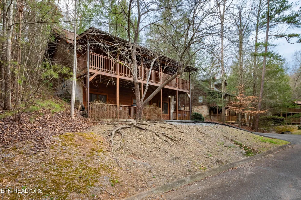 653 Eagles Boulevard Way Pigeon Forge, TN 37863