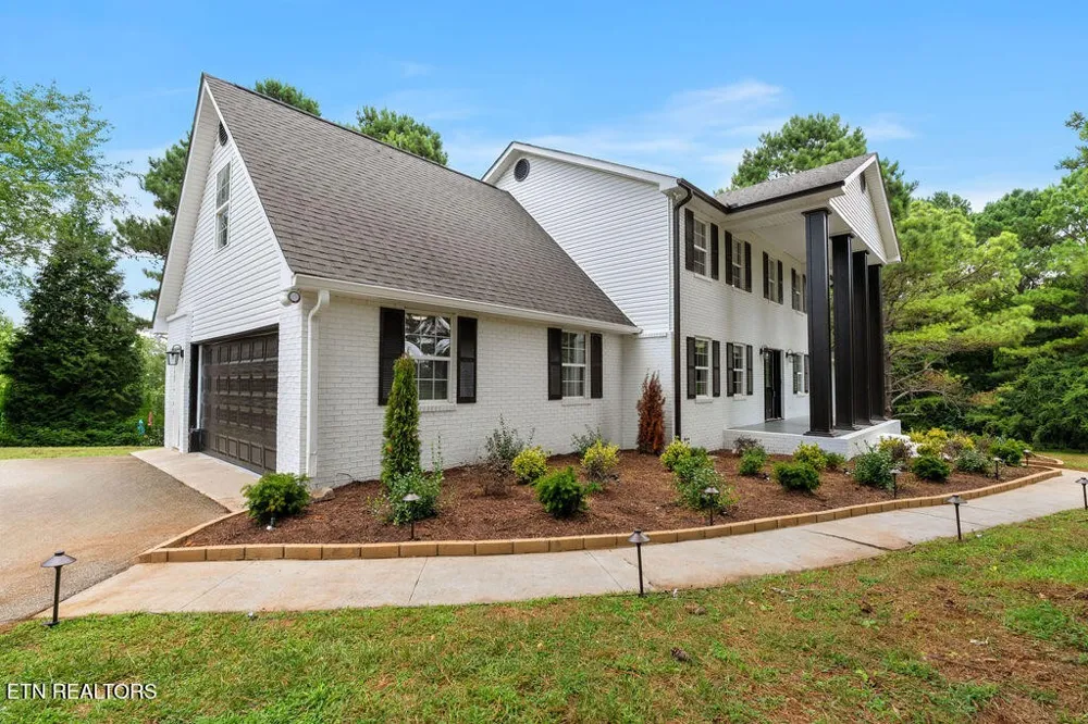 12801 Peach View Drive Knoxville, TN 37922