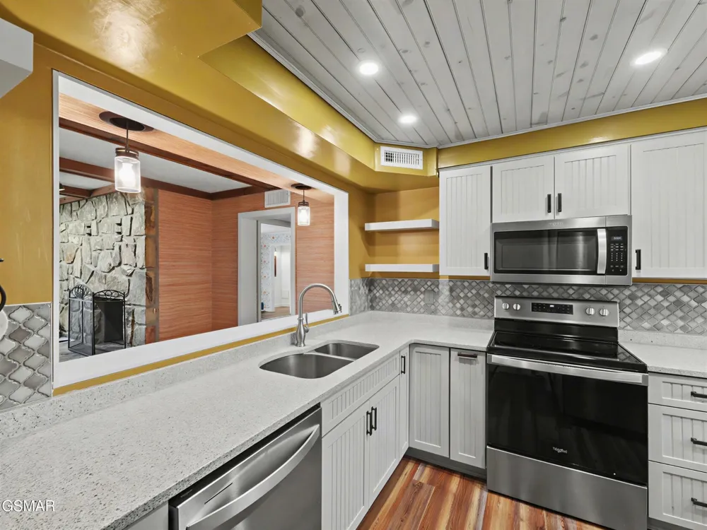 224 Woodland Road #103 Gatlinburg, TN 37738