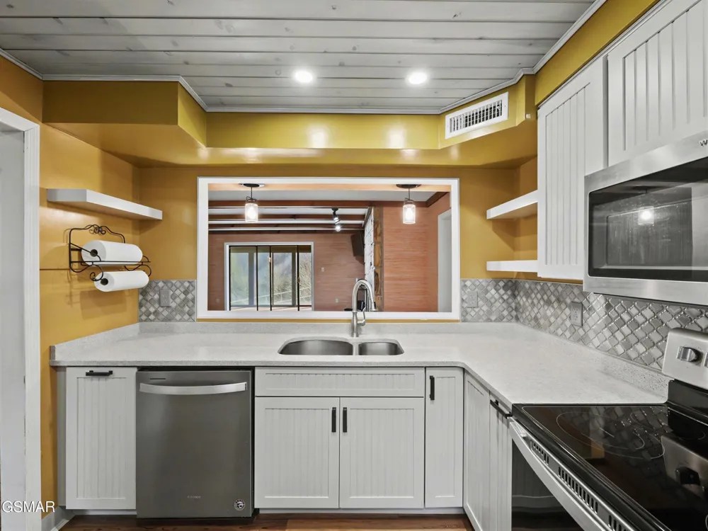 224 Woodland Road #103 Gatlinburg, TN 37738