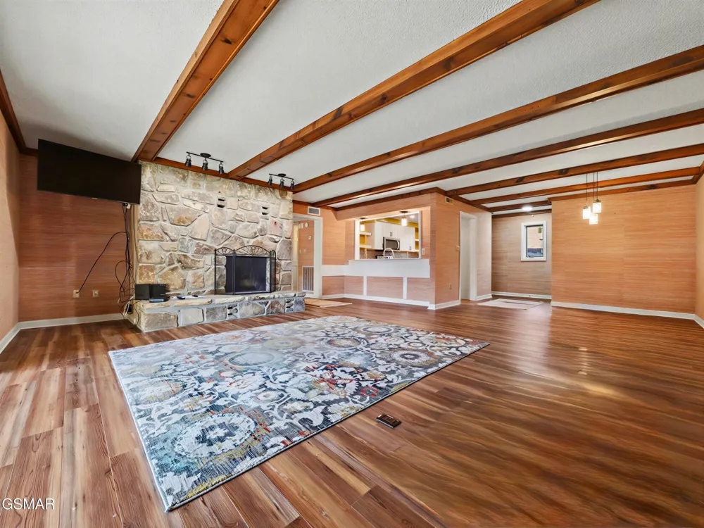 224 Woodland Road #103 Gatlinburg, TN 37738