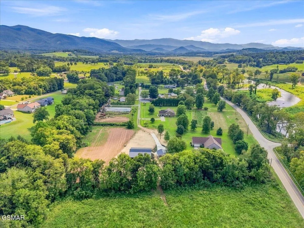 901 Nibor Way Newport, TN 37821