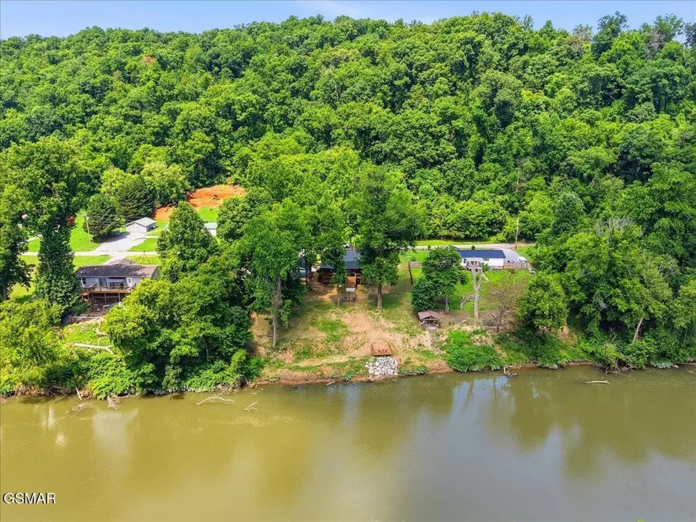 1485 River Chase Way Newport, TN 37821