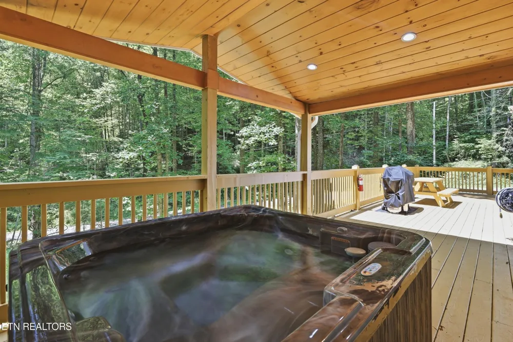 760 Boone Acres Lane Pigeon Forge, TN 37863