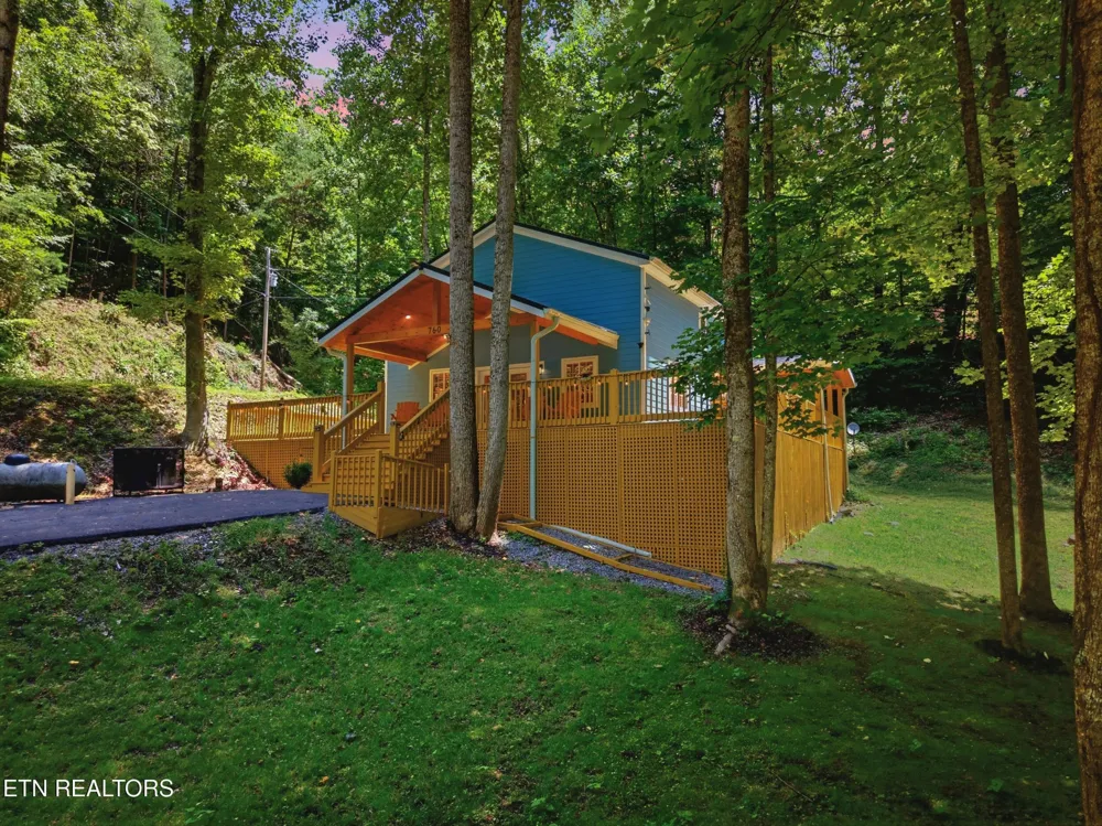 760 Boone Acres Lane Pigeon Forge, TN 37863