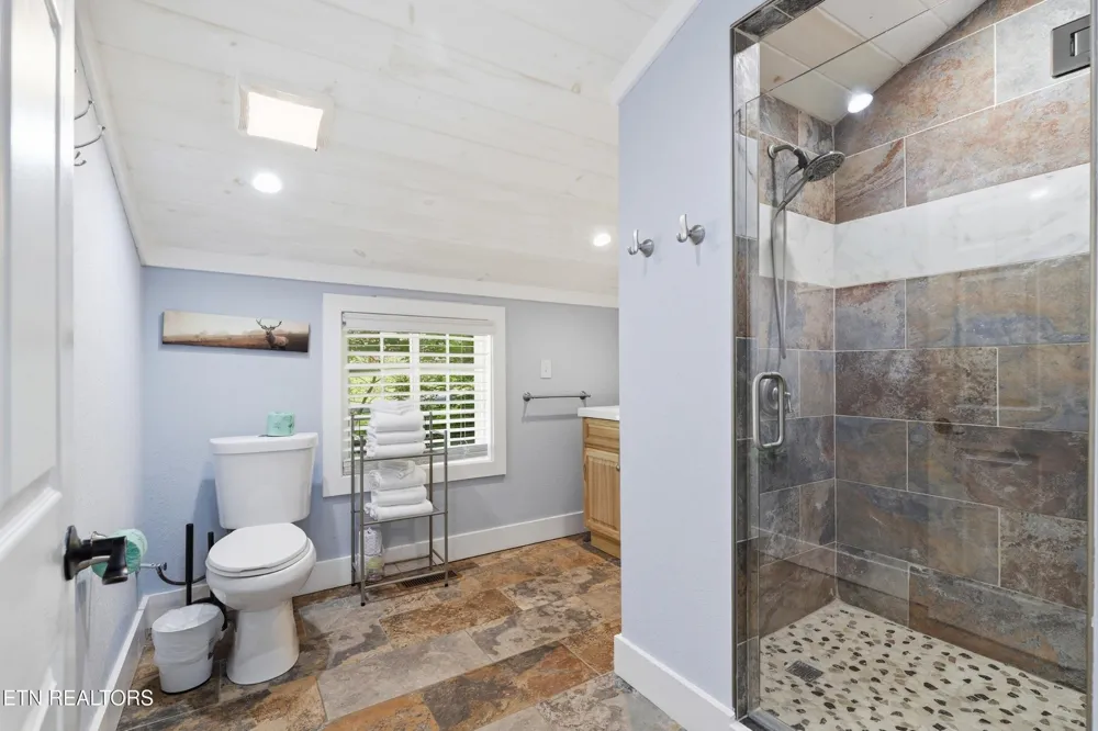 760 Boone Acres Lane Pigeon Forge, TN 37863