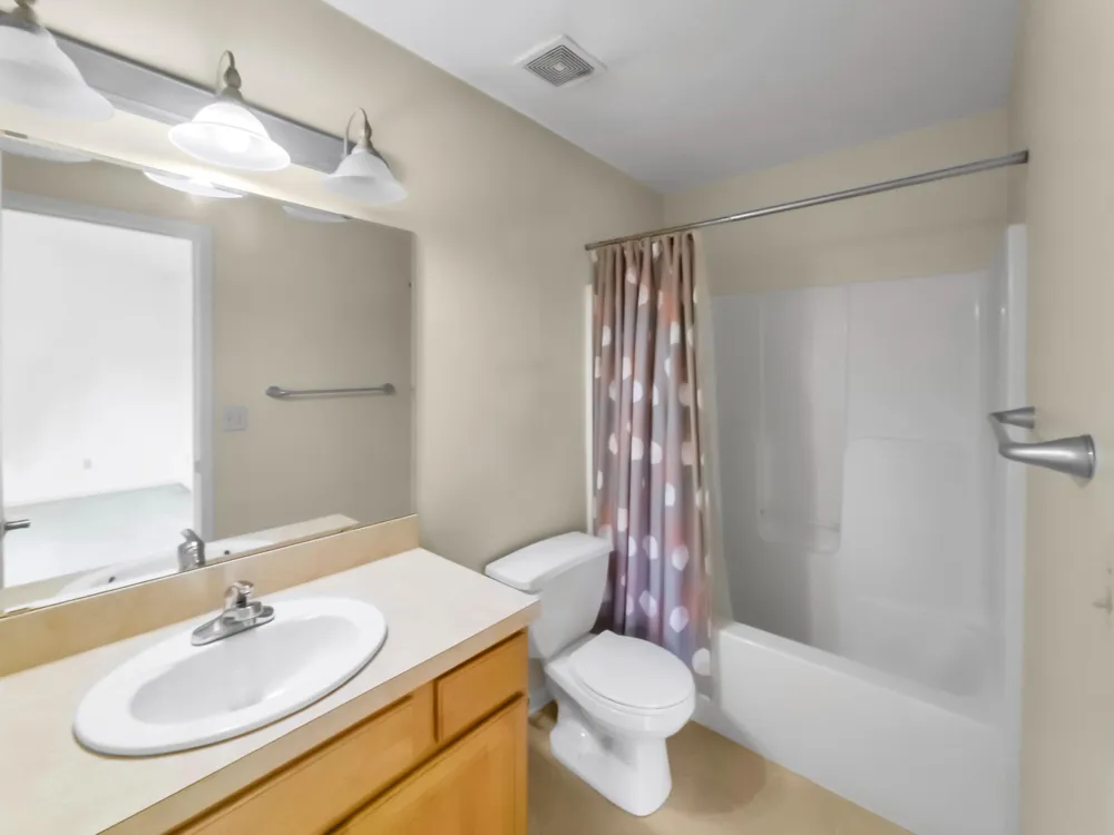 8450 Center Park Drive SW #11 Byron Center, MI 49315
