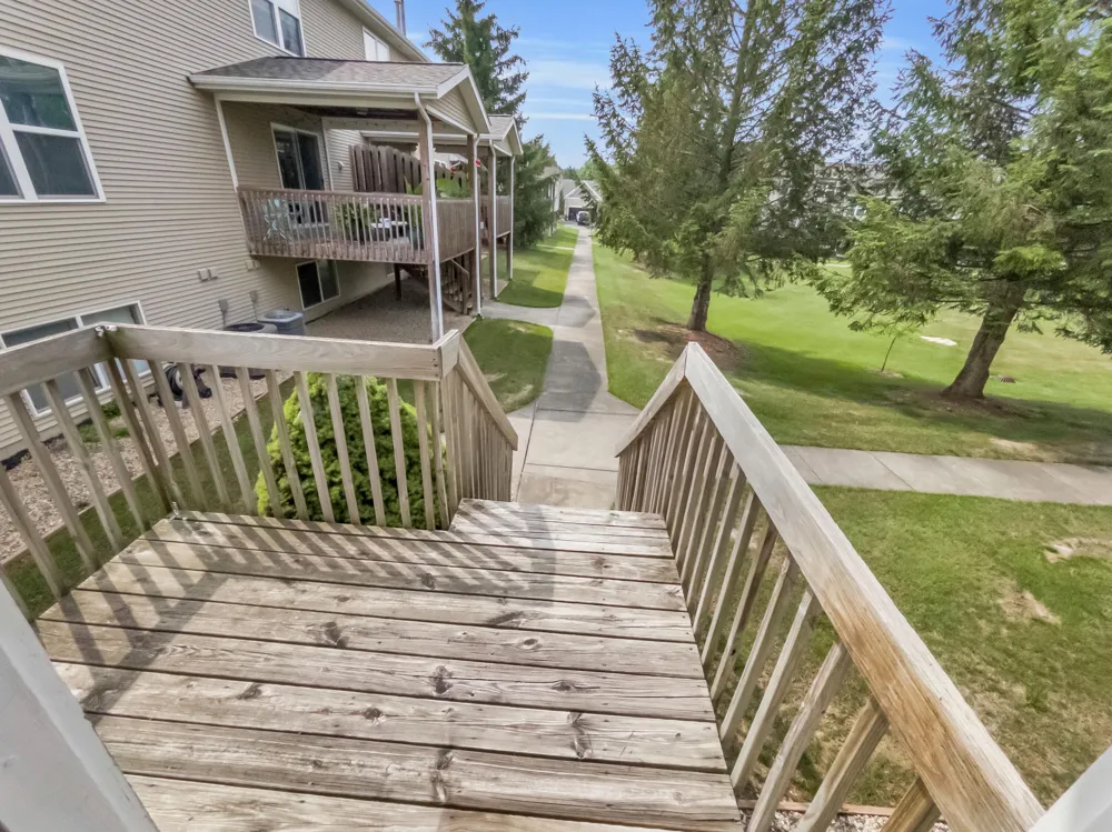 8450 Center Park Drive SW #11 Byron Center, MI 49315