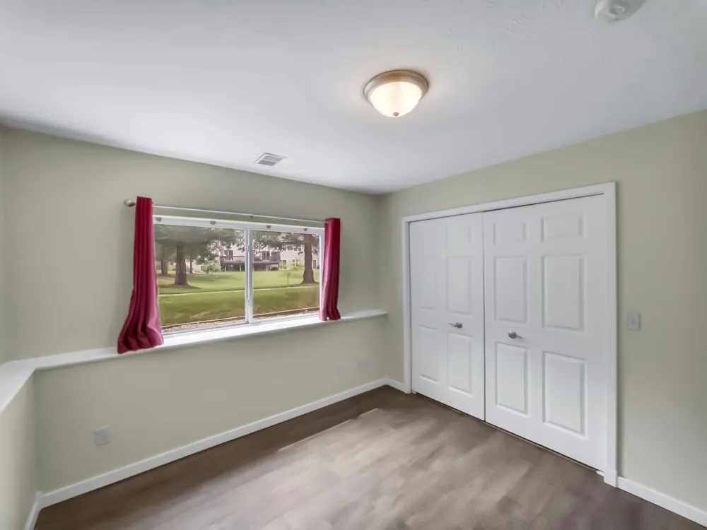8450 Center Park Drive SW #11 Byron Center, MI 49315