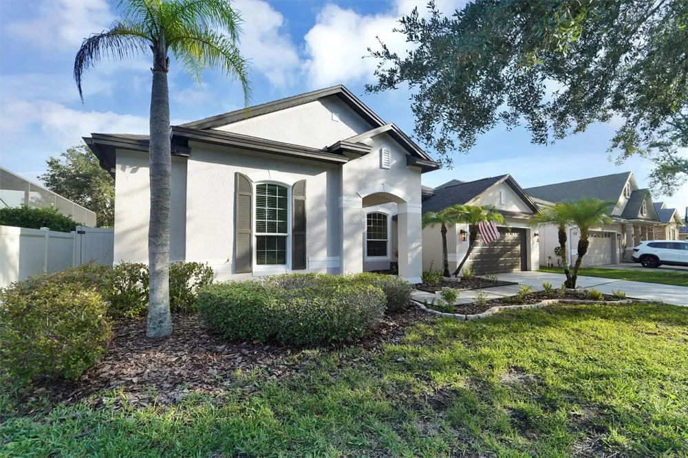 7136 DERWENT GLEN CIRCLE Land O Lakes, FL 34637