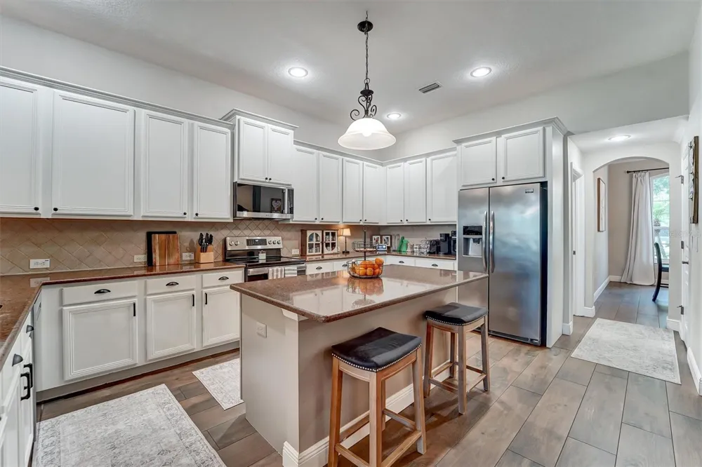 7136 DERWENT GLEN CIRCLE Land O Lakes, FL 34637