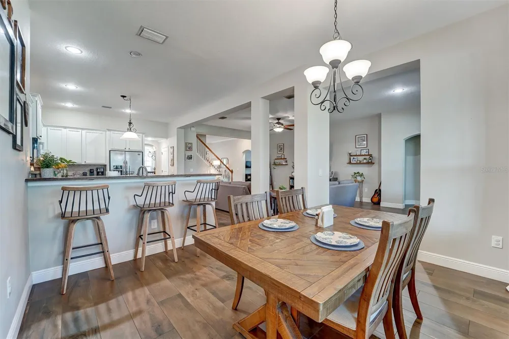 7136 DERWENT GLEN CIRCLE Land O Lakes, FL 34637