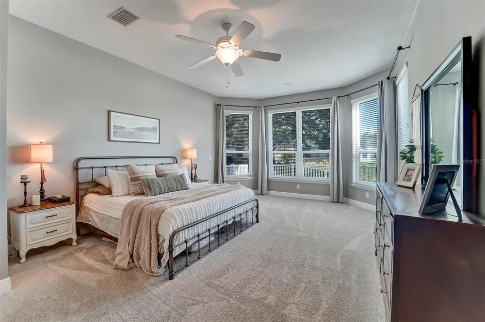 7136 DERWENT GLEN CIRCLE Land O Lakes, FL 34637