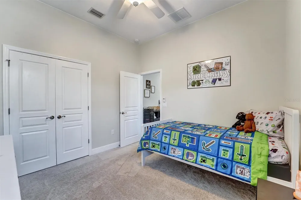 7136 DERWENT GLEN CIRCLE Land O Lakes, FL 34637