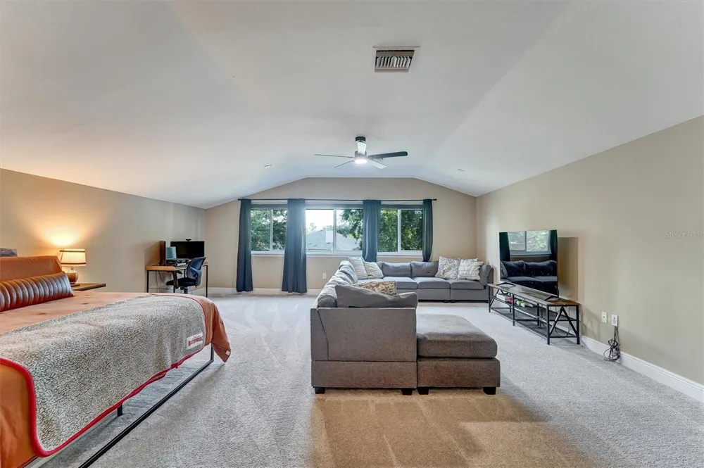 7136 DERWENT GLEN CIRCLE Land O Lakes, FL 34637