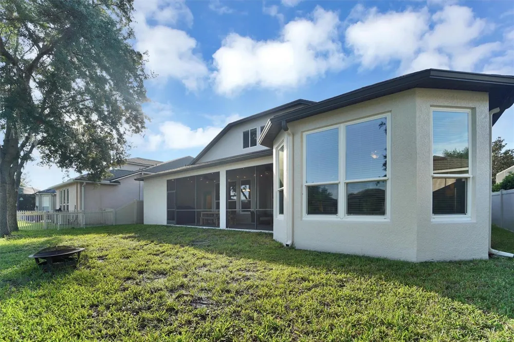 7136 DERWENT GLEN CIRCLE Land O Lakes, FL 34637