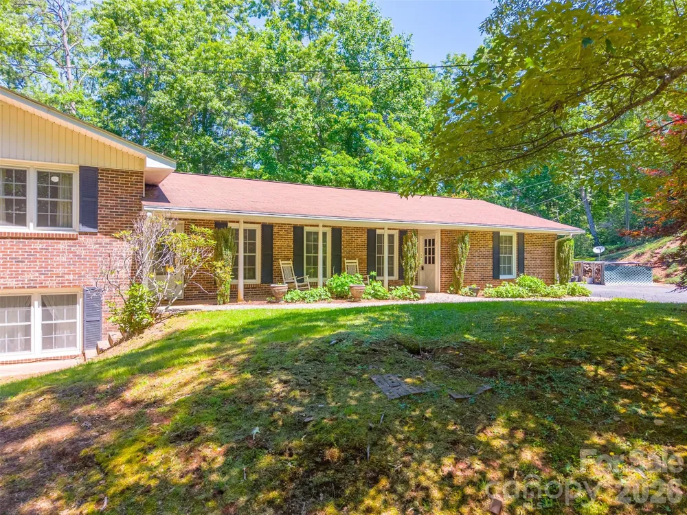 1747 University Heights Road Cullowhee, NC 28723