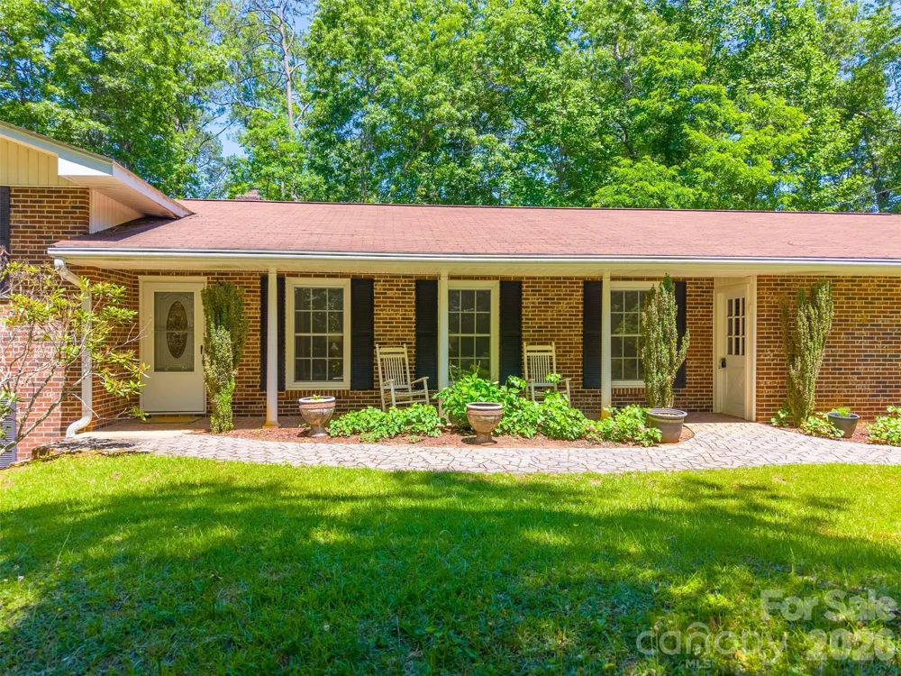 1747 University Heights Road Cullowhee, NC 28723