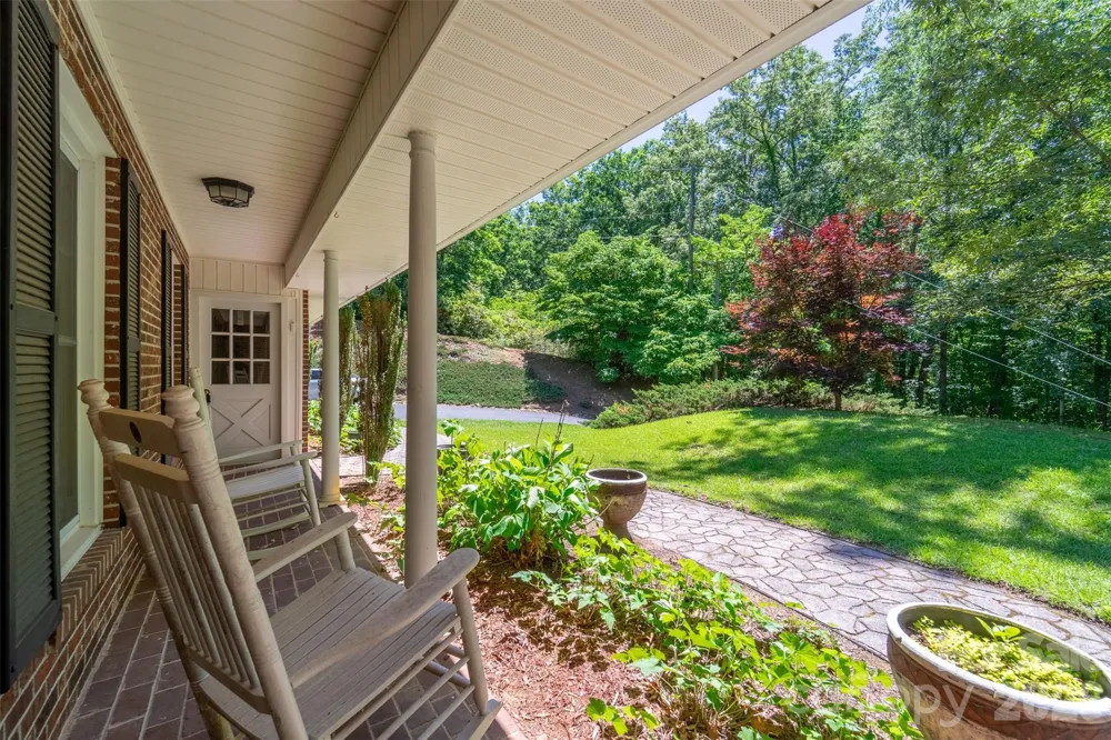 1747 University Heights Road Cullowhee, NC 28723